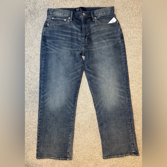 NWT Gap Men's Blue Relaxed 32x30 Measures 32x28.5 Wide Leg Medium Wash - Picture 2 of 11